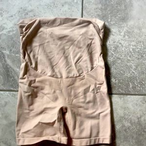 Maternity underwear shorts